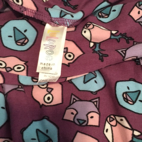Geometric animal print LuLaRoe leggings - Picture 3 of 3